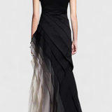 Angela Vestido Degradado en Capas con Escote Barco y Silueta Fluida