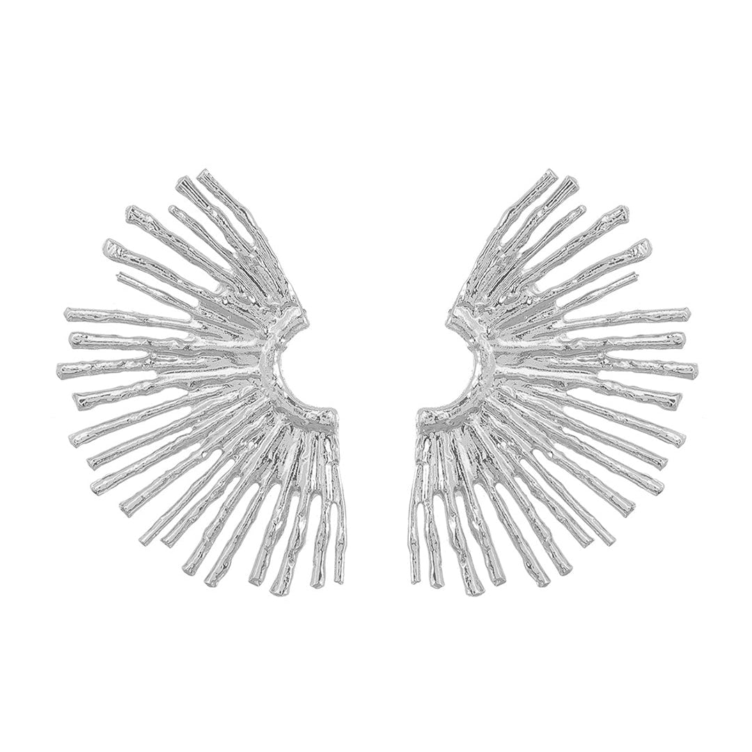 Pendientes de metal con borde ondulado