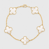 Pulsera con Motivo de Trébol y Elegancia Baño de Oro