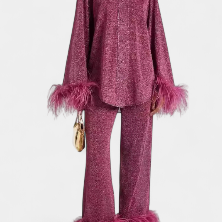 Polina Conjunto de Dos Piezas con Collar de Plumas