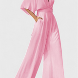 Isaura Mono Largo Elegante con Pierna Ancha y Escote en V