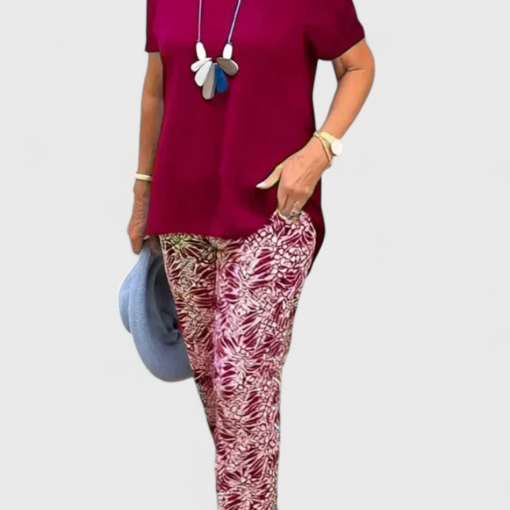 Candelaria Conjunto Elegante de Dos Piezas con Corte Estructurado