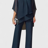 Kitty Conjunto de Dos Piezas con Hombros Descubiertos y Silueta Fluida