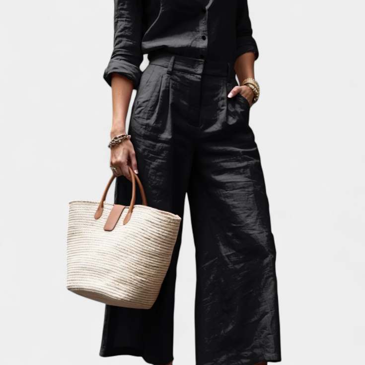 Sabina Conjunto Rosa de Camisa Suelta y Pantalones Capri