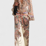 Finely Conjunto con Blusa de Volantes y Estampado Vintage Paisley