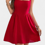 Kassandra Vestido Mini Halter con Espalda Abierta y Silueta Evasé